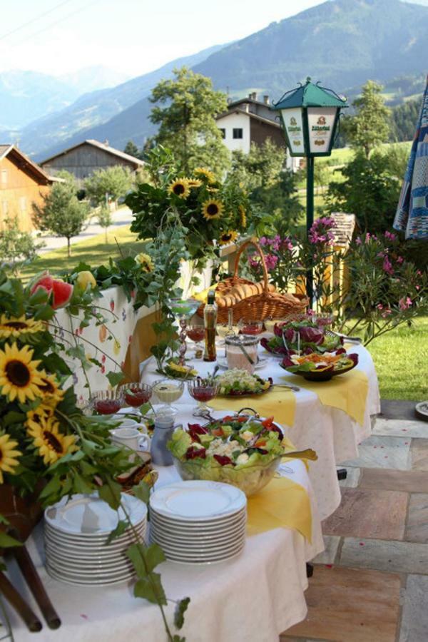Hotel Pension Eichenhof Ried im Zillertal Dış mekan fotoğraf