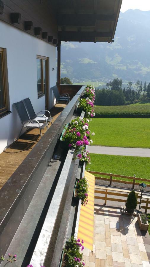 Hotel Pension Eichenhof Ried im Zillertal Dış mekan fotoğraf